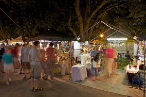 2011, Australia, Beach, blur, bustle, busy, City, Culture, dark, Darwin, Maket Stalls, Market, Mindi, motion, movement, night, Northern Territory, people, places to see, Sellers, Sunset, tourism, Visit